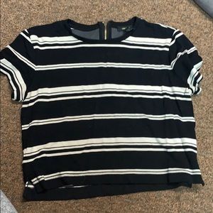 black and white striped cropped short sleeve